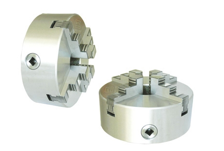 FOUR-JAW SELF-CENTRING CHUCKS